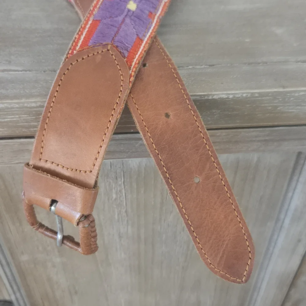 Vtg Men's Embroidered Belt, 38, M/L, Bird/Flower, Leather